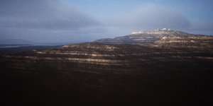 Canyons 2 with atmospherics.jpg