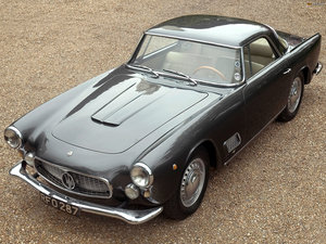 maserati_3500GT.jpg